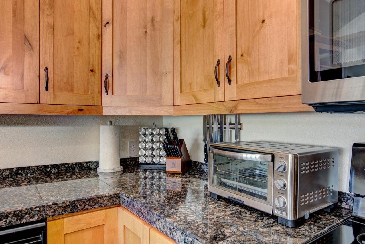 Twin Pines Cabin In Wilderness Ranch On Hwy 21, Amazing Views, 20 Ft Ceilings, Fully Fenced Yard, Pet Friendly, , Go Paddle Boarding At Lucky Peak, Or Snowshoeing In Idaho City And Take In The Hot Springs, Sleeps 10! Boise Buitenkant foto