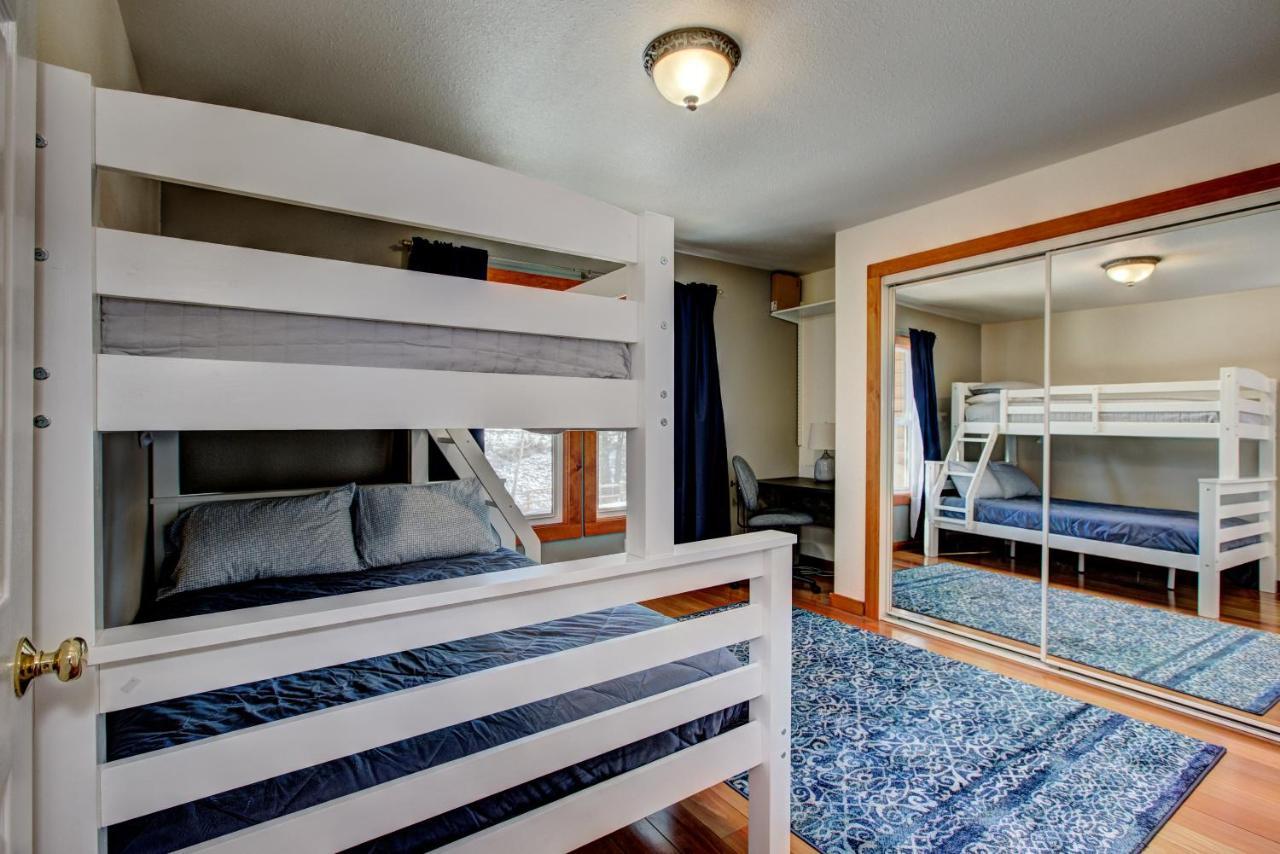 Twin Pines Cabin In Wilderness Ranch On Hwy 21, Amazing Views, 20 Ft Ceilings, Fully Fenced Yard, Pet Friendly, , Go Paddle Boarding At Lucky Peak, Or Snowshoeing In Idaho City And Take In The Hot Springs, Sleeps 10! Boise Buitenkant foto