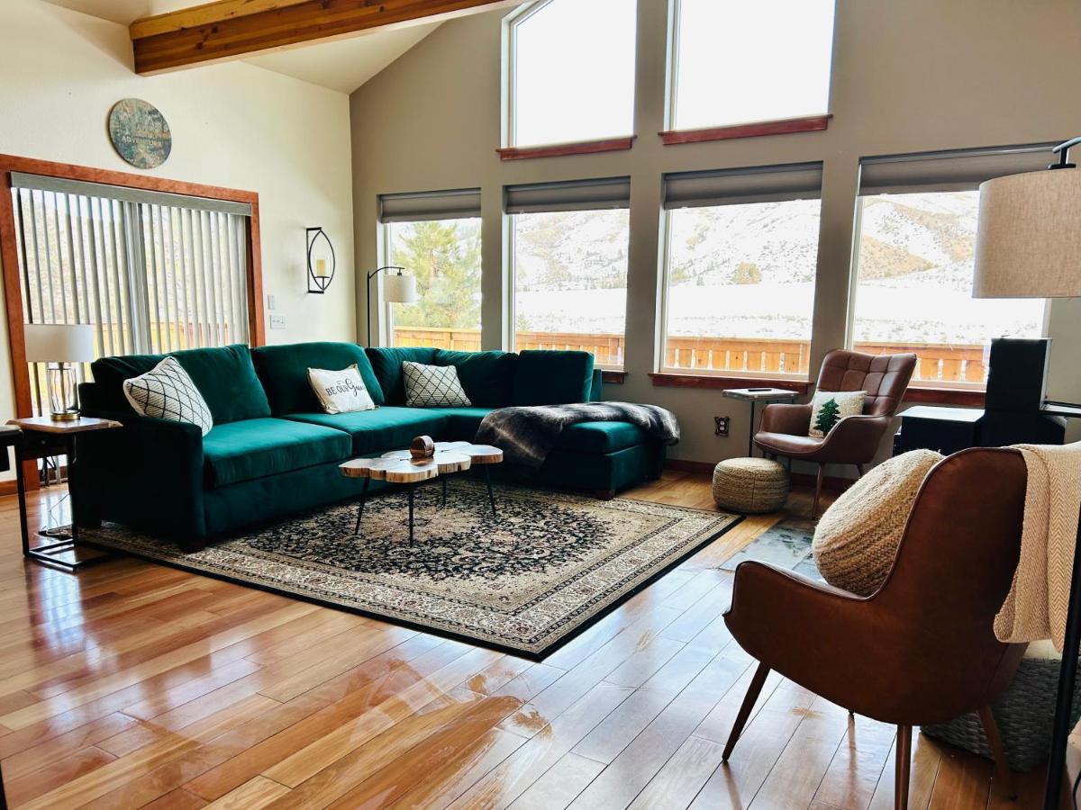 Twin Pines Cabin In Wilderness Ranch On Hwy 21, Amazing Views, 20 Ft Ceilings, Fully Fenced Yard, Pet Friendly, , Go Paddle Boarding At Lucky Peak, Or Snowshoeing In Idaho City And Take In The Hot Springs, Sleeps 10! Boise Buitenkant foto